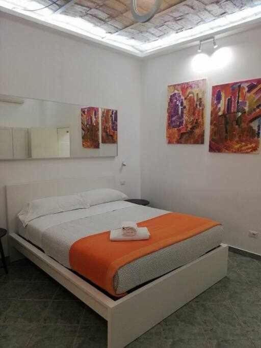 Rhome Away Tittoni * Rom